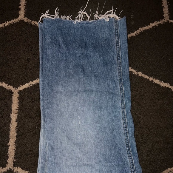 BDG Light Wash Distressed Raw Hem Wide Leg Blue Jeans Size 29 - Picture 3 of 8